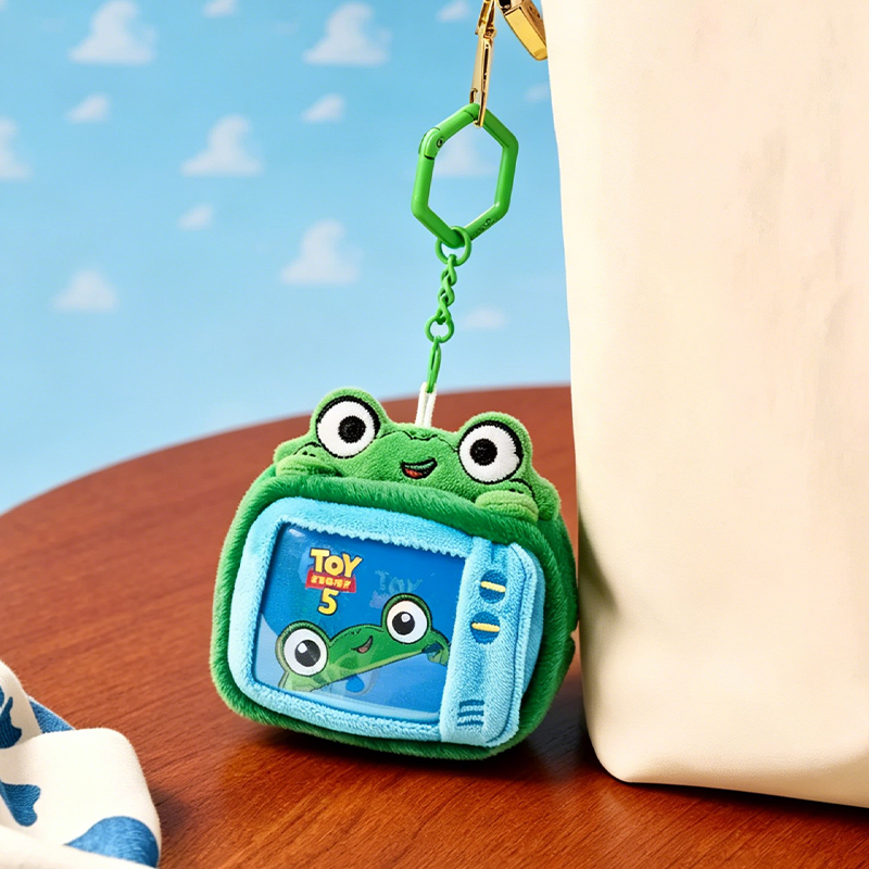 سلسلة مفاتيح ديزني توي ستوري 5 - مراجعة Kids Toys Under £5 وسعره